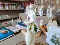 Angel Suri - white -  32 x 15 cm decorative figurine 