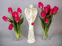 Angel with heart - beige -  35 x 15 cm decorative figurine 