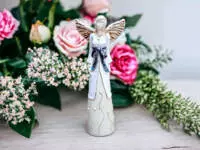 Angel Lily - white -  35 x 15 cm decorative figurine 