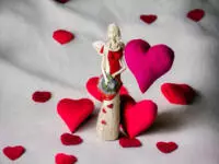 Angel Sunday Rose - red -  32 x 15 cm decorative figurine 