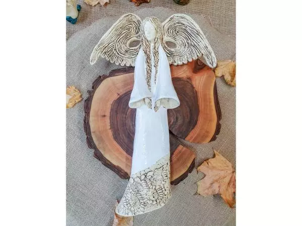 Angel Clara - white -  40 x 28 cm decorative figurine 