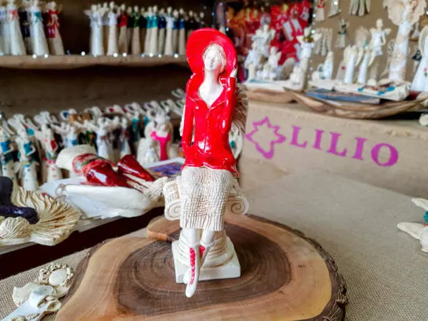 Angel Megan - red -  20 x 9 cm decorative figurine 
