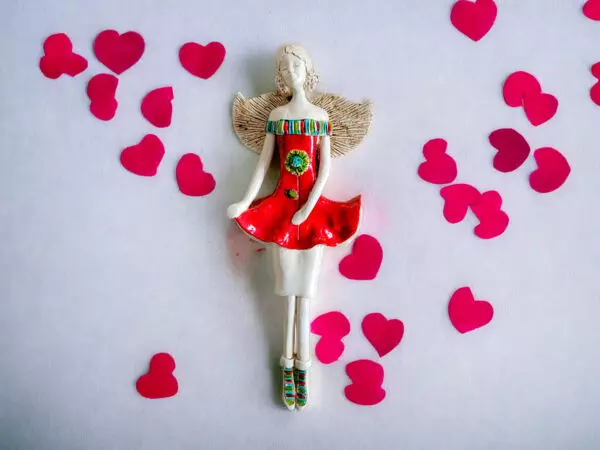 Angel Theresa - red -  30 x 14 cm decorative figurine 
