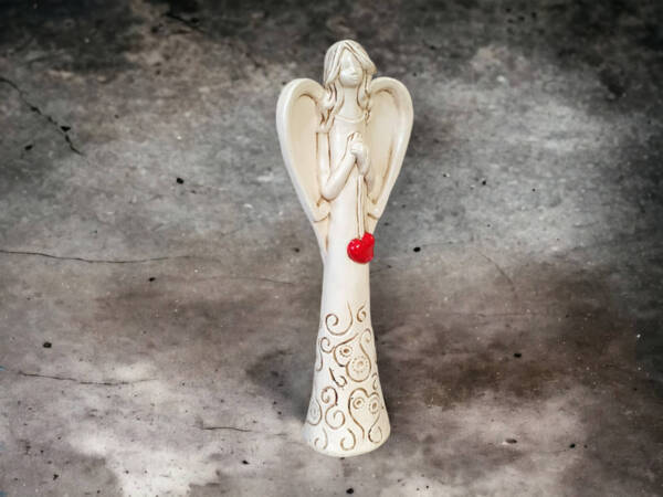 Angel with heart - beige -  35 x 15 cm decorative figurine 