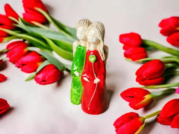 Apple & Ella - green red -  18 x 10 cm decorative figurine 