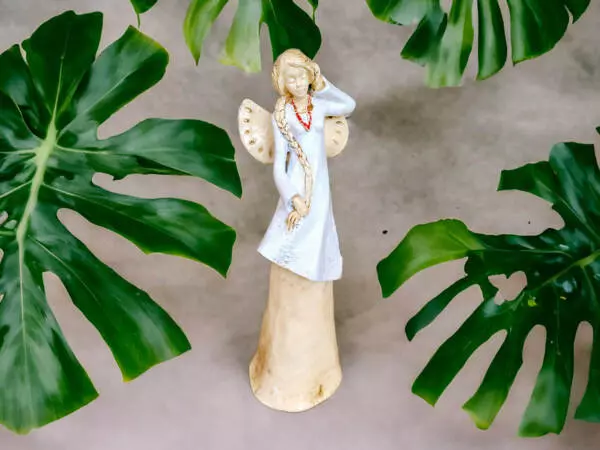 Angel Arianna - white -  35 x 15 cm decorative figurine 