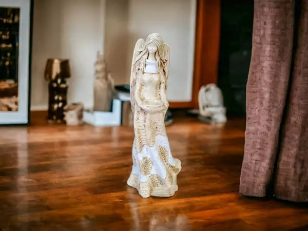 Angel Genesis - white -  57 x 22 cm decorative figurine 