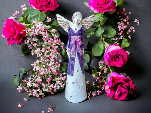 Angel Lily - violet -  35 x 15 cm decorative figurine 