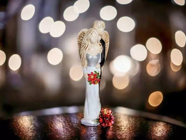 Loving angels - white black -  37 x 12 cm decorative figurine 