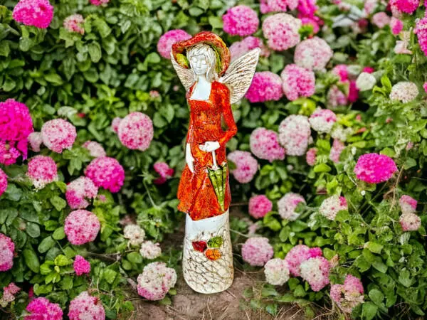 Angel Olivia - orange -  32 x 15 cm decorative figurine 