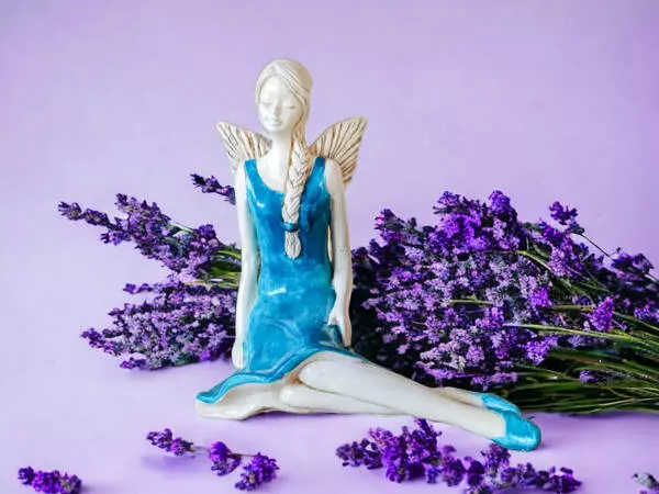 Angel Matilda  -  15 cm decorative figurine 