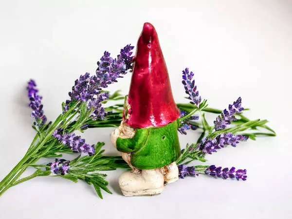 Gnom Lucky - purple green -  10 x 5 cm decorative figurine 