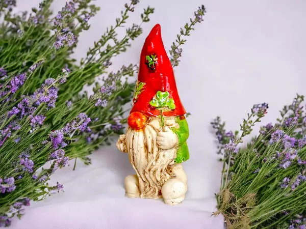 Gnom Lucky - red green -  10 x 5 cm decorative figurine 