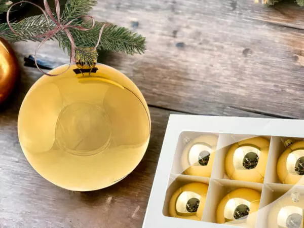 Set of golden gloss -  100 mm glass christmas balls  6 pcs