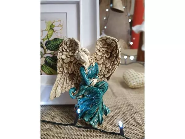 Angel of Humility - right turquoise  -  15 x 11.5 cm decorative figurine 