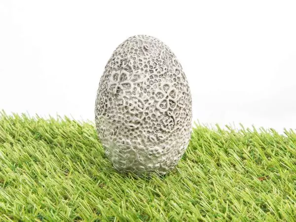Easter Egg M -  9 x 6 cm